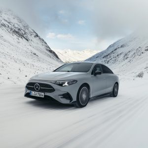 Test Drive Mercedes-Benz CLA HYBRID, Hochgurgl 2025.


Exterieur Farbe: Alpingrau 

Interieur Farbe: Leder schwarz-energy green



Mercedes-Benz CLA 200 4MATIC: Energieverbrauch kombiniert: 5,7‒5,2 l/100 km | CO₂-Emissionen kombiniert: 130‒119 g/km | CO₂-Klasse: D



Mercedes-Benz CLA 220 4MATIC: Energieverbrauch kombiniert: 5,8‒5,3 l/100 km | CO₂-Emissionen kombiniert: 132‒120 g/km | CO₂-Klasse: D



//

Test Drive Mercedes-Benz CLA HYBRID, Hochgurgl 2025.


Exterior color: Alpine Grey

Interior color: Leather black – energy green



Mercedes-Benz CLA 200 4MATIC: Combined fuel consumption: 5.7–5.2 l/100 km | Combined CO₂ emissions: 130–119 g/km | CO₂ class: D



Mercedes-Benz CLA 220 4MATIC: Combined fuel consumption: 5.8–5.3 l/100 km | Combined CO₂ emissions: 132–120 g/km | CO₂ class: D