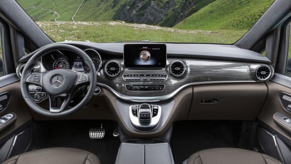 mercedes-benz-v250-luxury-11 mercedes-benz-v250-luxury-11